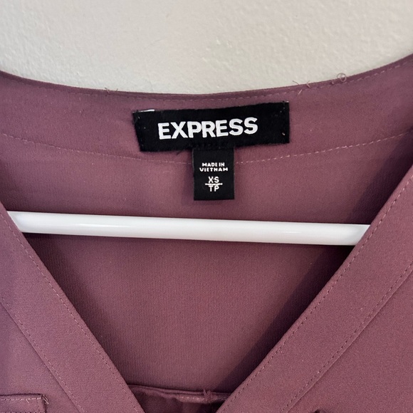 NWOT Express Mauve Button-Down Zip Front Blouse - Picture 3 of 6